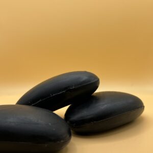 Savon au charbon noir